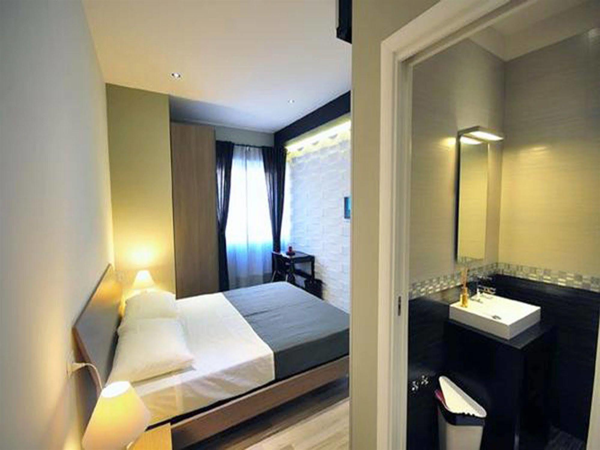 Living Bed & Breakfast Rome Bagian luar foto